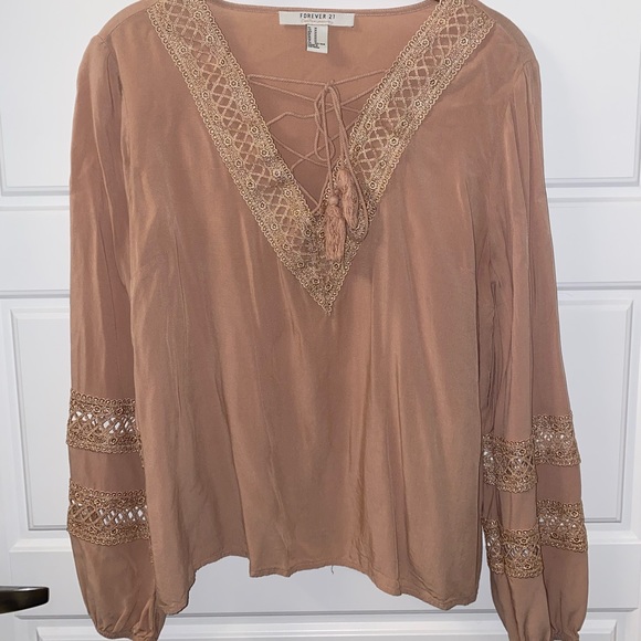 F21 light pink lace peasant blouse - Picture 1 of 3